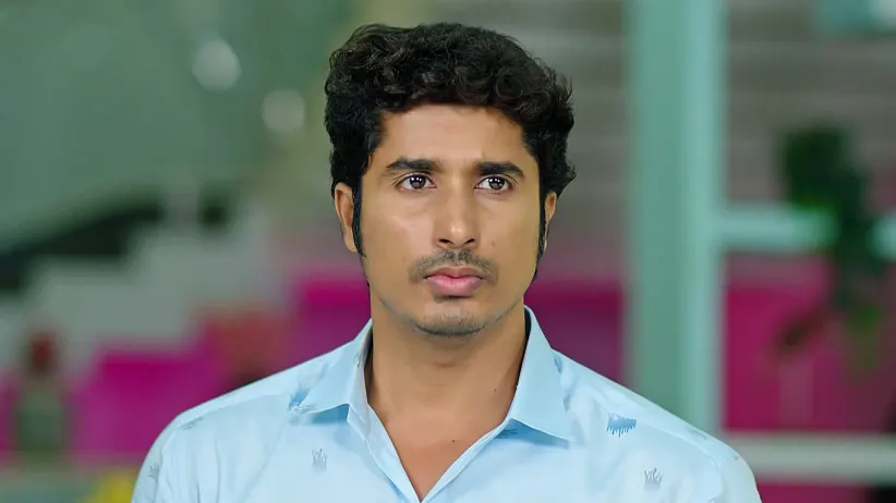 Purushottam's Family Learns about His Accident