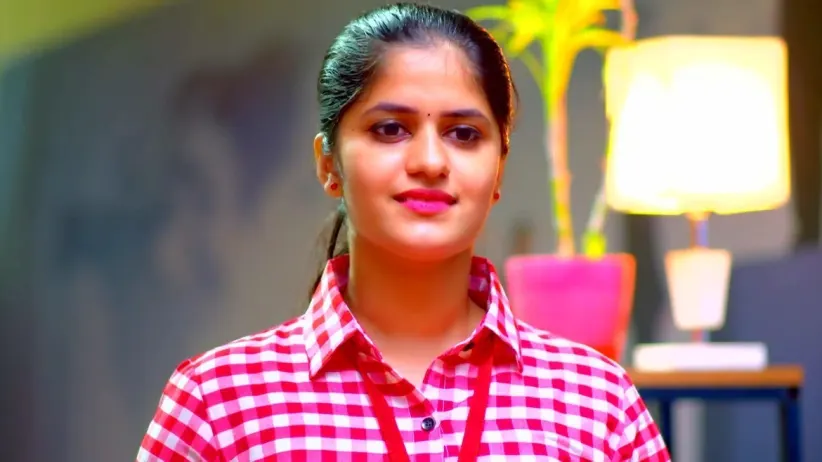 Sudarshanan Gets Suspicious of Sarojam