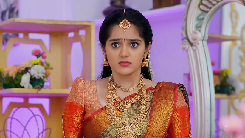 Kanchana Complains to Ananda about Darshan