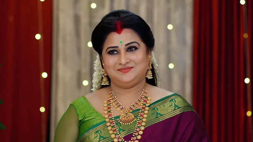 Darshan Fears Ananda Having a Heart Attack