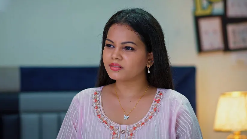 Apoorva Learns that Nakshatra Invited Gagan
