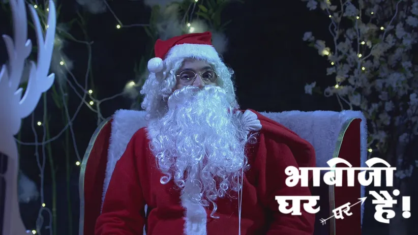 Vibhuti Meets Angoori Dressed as Santa