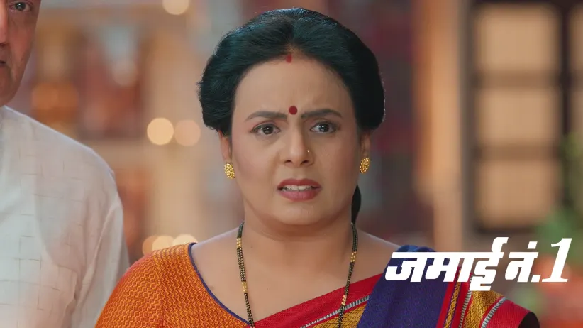 Kanchan Struggles to Hide a Letter from Riddhi