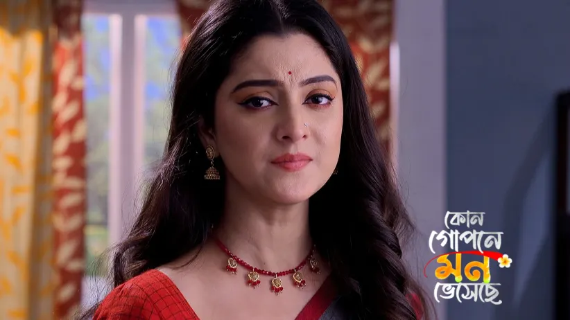 Aniket Drops Shyamoli at Her New Address