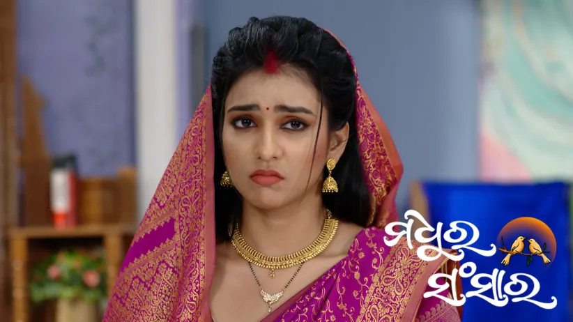 Swarnalata Tries to Expose Sulekha