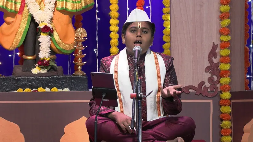 The Devotional Song Wariyane Kundal Haale Is Sung