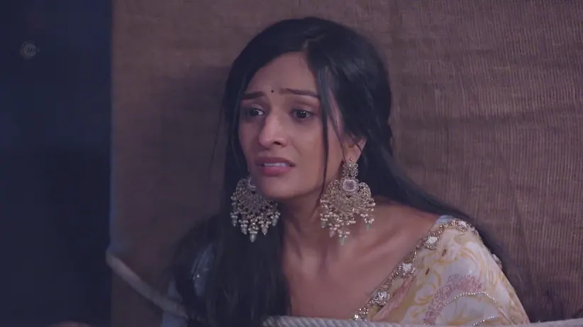 Lakshmi Displays Her Faith on Rishi