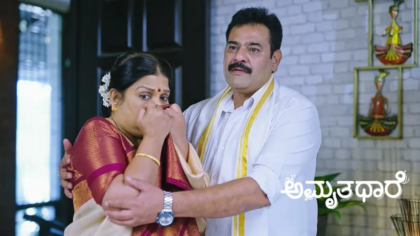 A Scene Shocks Laxmikant and Jaydev