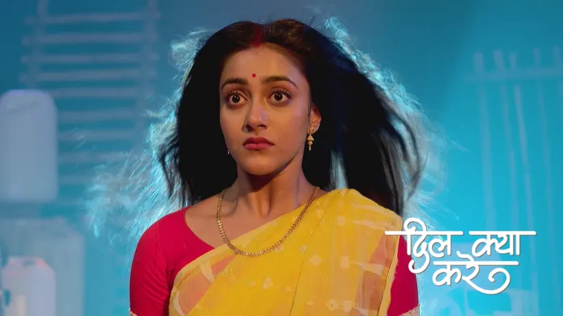 Gouri Takes a Fierce Form and Beats the Goons
