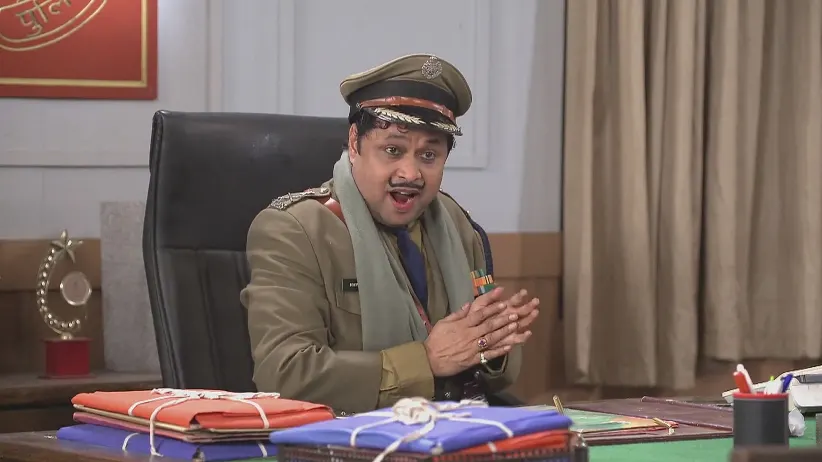 Happu Asks Reshampal to Bring Tea - Happu Ki Ultan Paltan