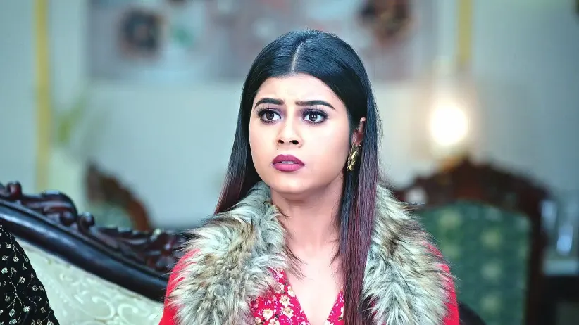 Sashibala Takes Navneet by Surprise