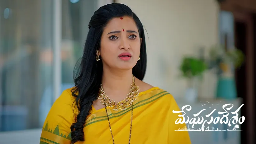 Sharada Invites Indu and Vamsi Home