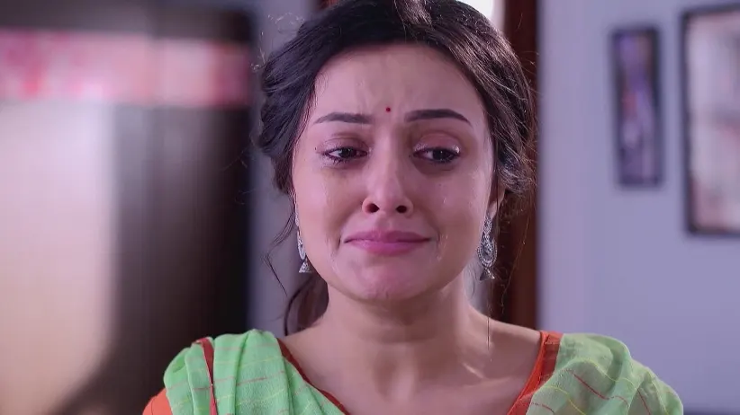 Priya's Mother Worries about Her - Mana Rahigala Tumarithare