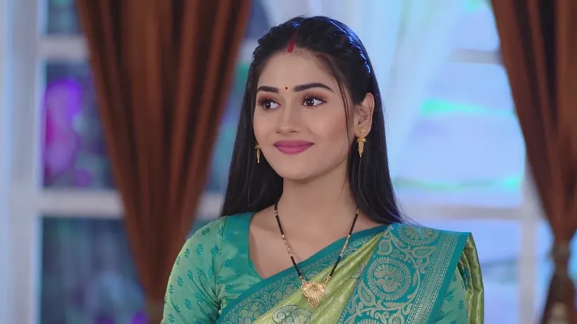 Lakshmi Learns about Chittaranjan's Health Recovery - Tuma Bina