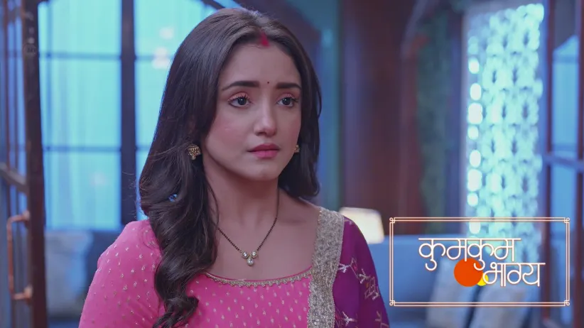 Monisha Destroys Purvi’s Phone