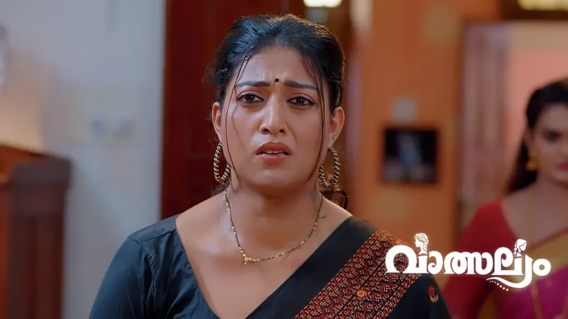 Mythili Threatens Karthik