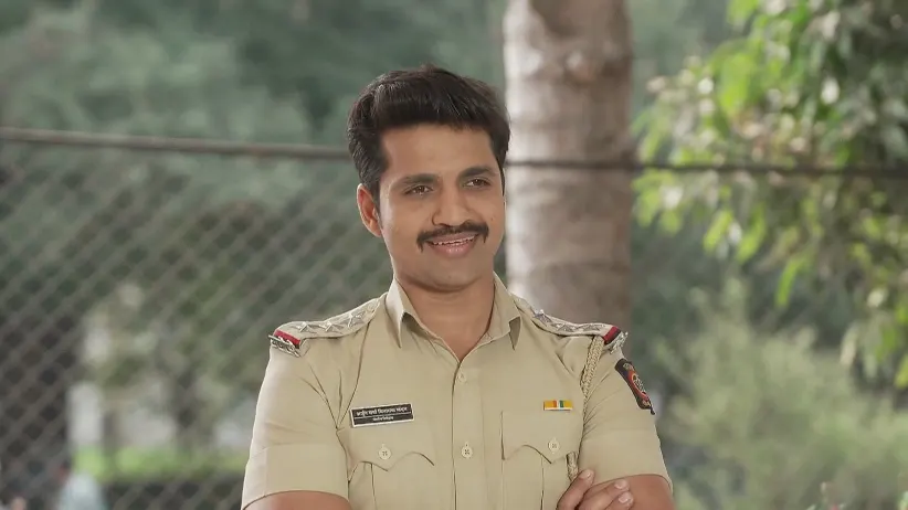 Arjun Nabs the Man Who Cheated Mona - Appi Amchi Collector