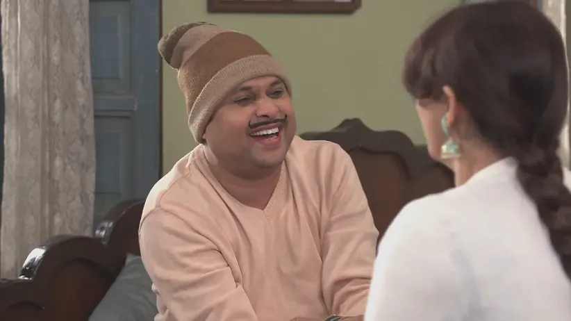 Happu's Flirting with Rajesh - Happu Ki Ultan Paltan