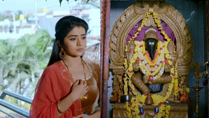 Pushpa Confronts Anu about Her Lie