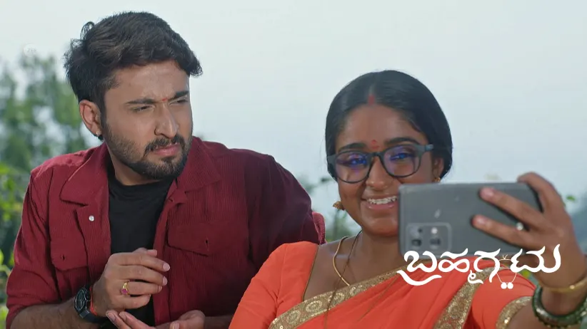 Deepa Enjoys Her Outing with Chirag