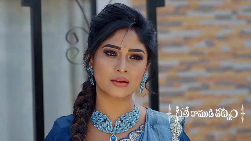 Mahalakshmi Tells a Plan to Preeti and Usha