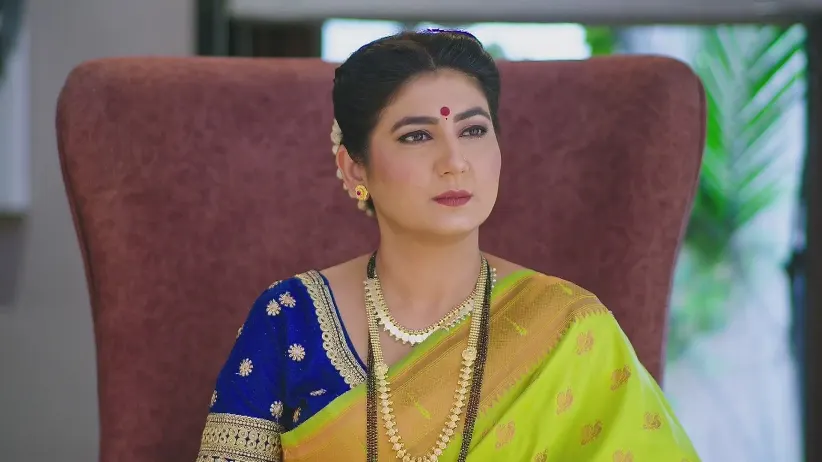 Ahilya Devi to Invite Lakshmi to the Wedding - Paaru