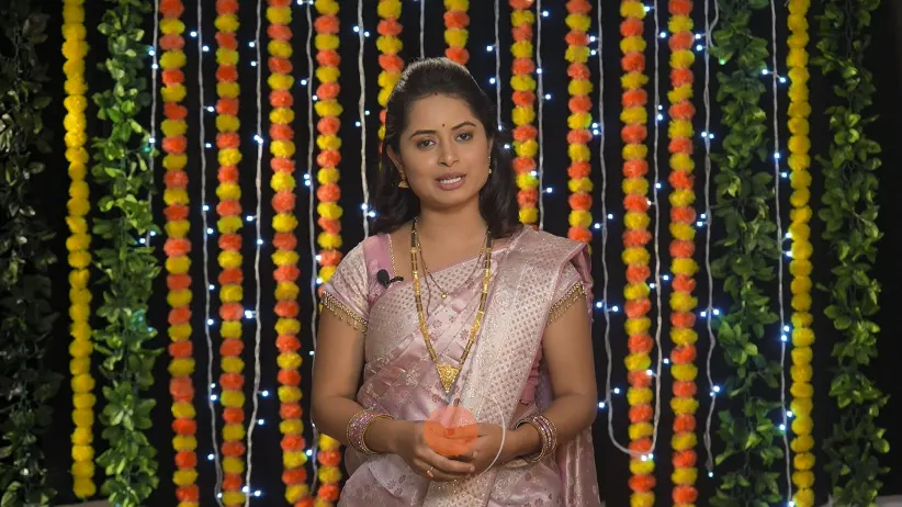 The Gavlan 'Kashi Mi Jau Vrindavana' Is Presented