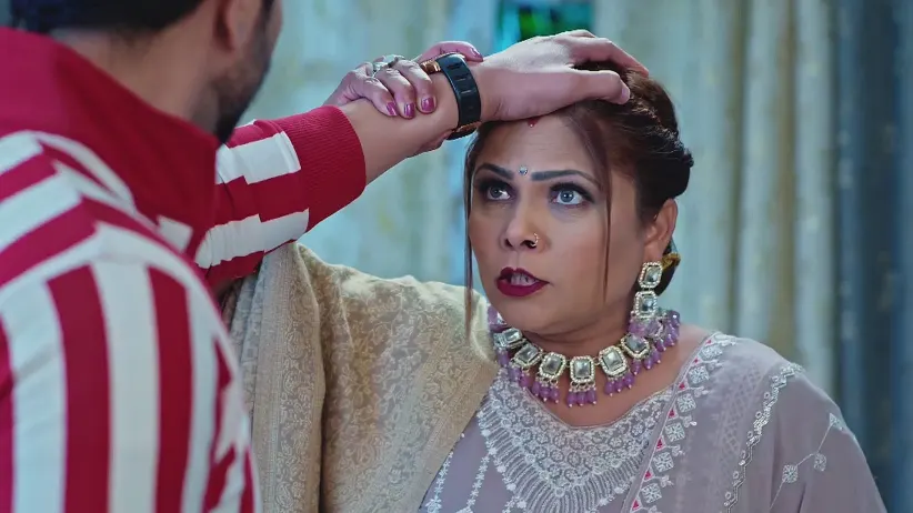 Navneet Threatens to Kill Herself - Mannat