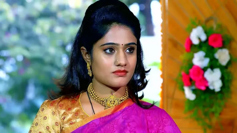 Bebamma Objects to Akshara’s Arrival