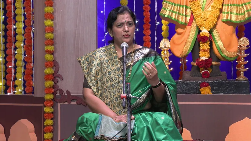 Melodious Rendition of Chala Pandharisi Jau
