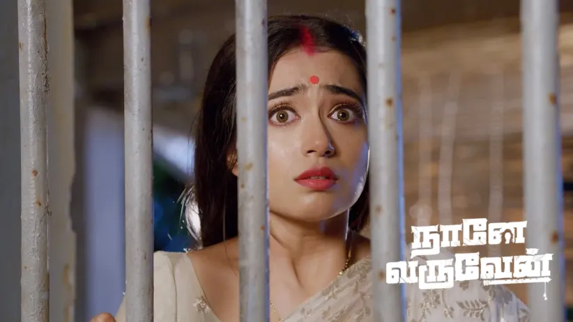 Radha Tricks Karthik