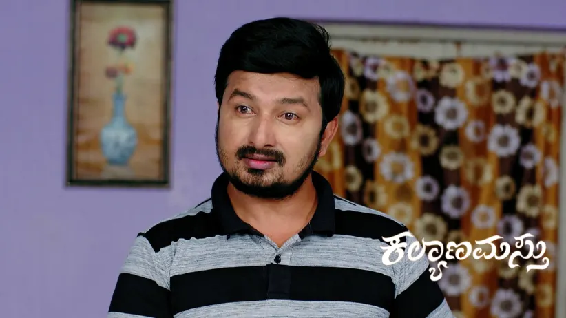 Shekhar Lies in front of Jaya Surya's Family