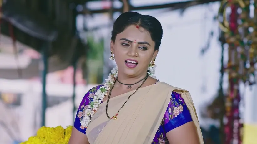 Chalvi Gets an Order to Decorate a Temple - Lakshmi Nivasa