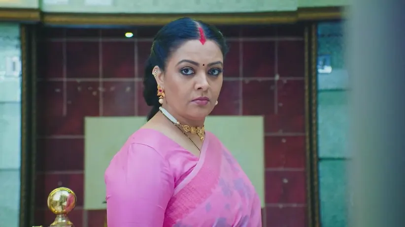 Bhargavi's Conspiracy against Seetha - SeethaRaama
