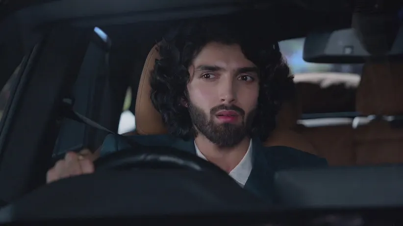 Raghav Sets Out to Find Reet - Jaane Anjaane Hum Mile