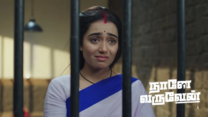 Radha Ties Rakhi to Ajith