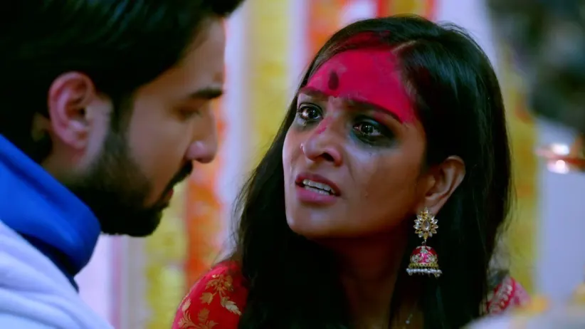 Lakshmi Cuts Off Ties with Rishi
