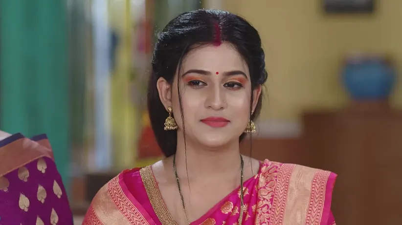 A Prospective Groom Meets Madhu - Madhura Sansara
