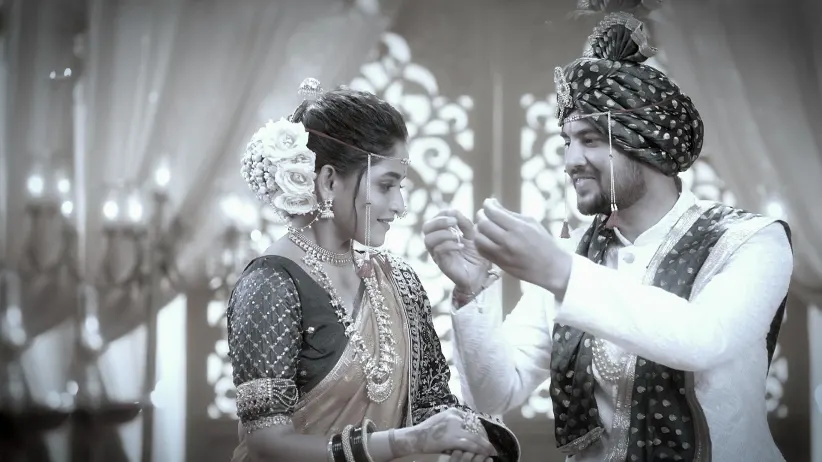 Anushka Learns about Paaru's Nuptial Chain - Paaru - Promo