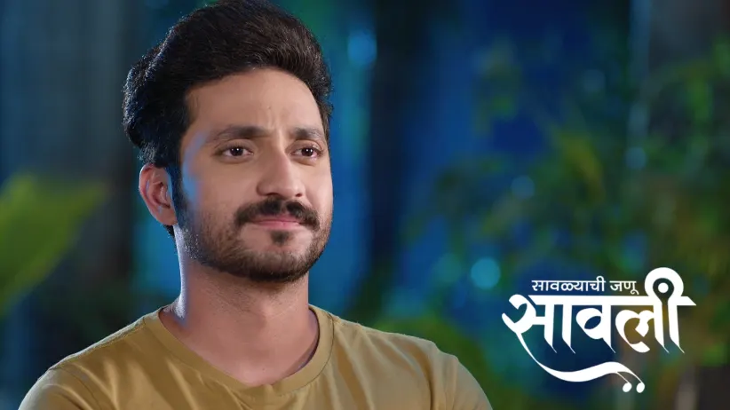 Savali Takes Lunch for Deva