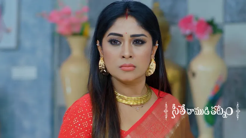 Mahalakshmi Complains about Seetha