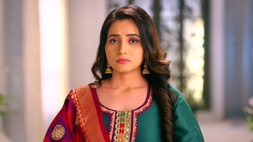 Nutan Puts Sanjay in a Dilemma
