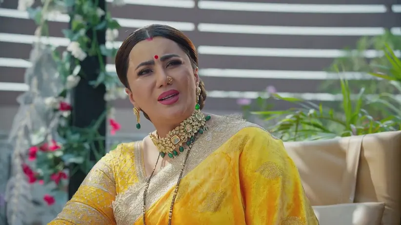 Vasudha Asks Savitri to Hide the Truth