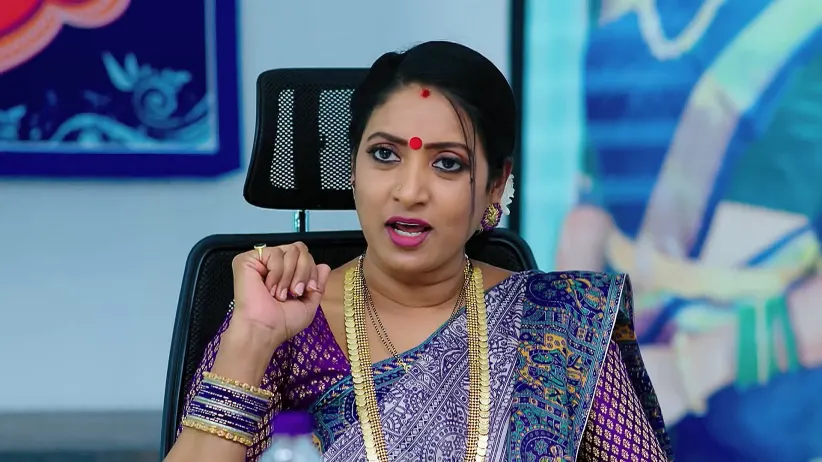 Kanakalakshmi Adds to Geetha's Pain