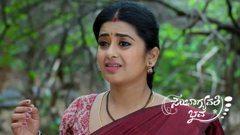 Bhagyalakshmi Saves Mithra from a Tiger's Attack