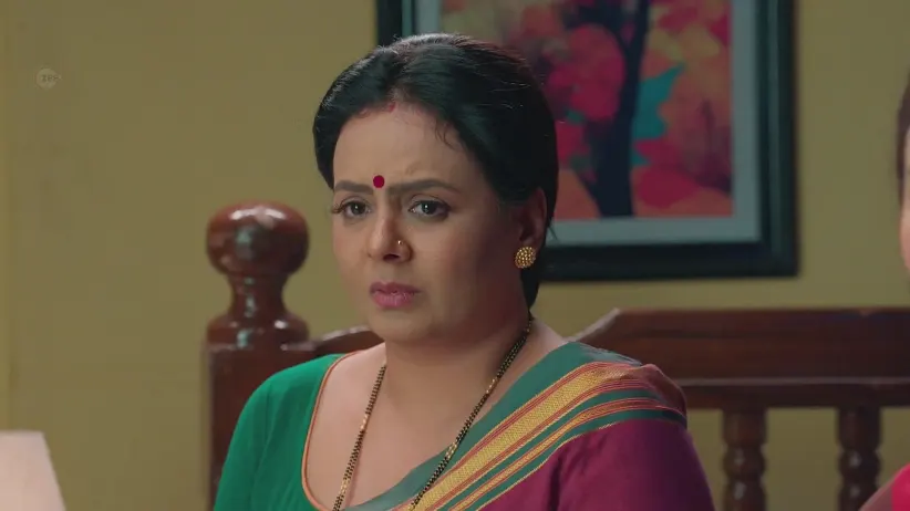 Neel Tells Kanchan a Lie