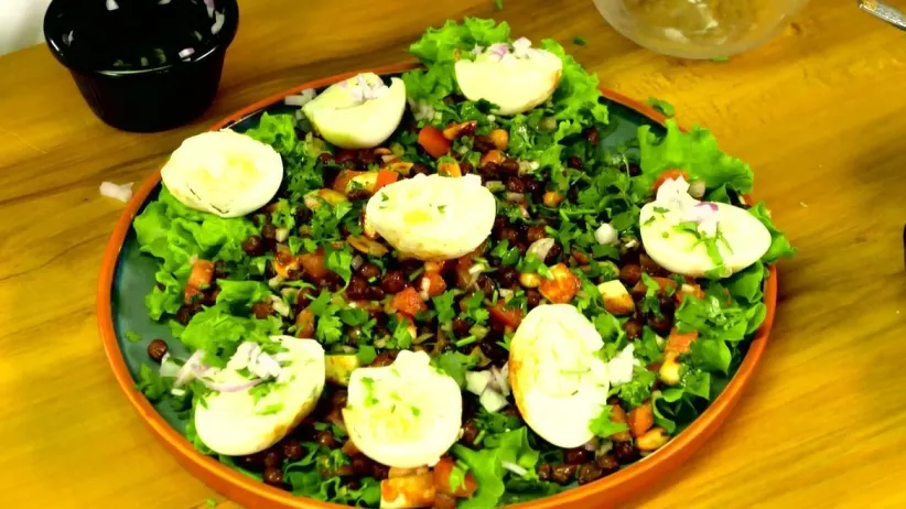 Pihu Sharma Prepares an Egg Salad