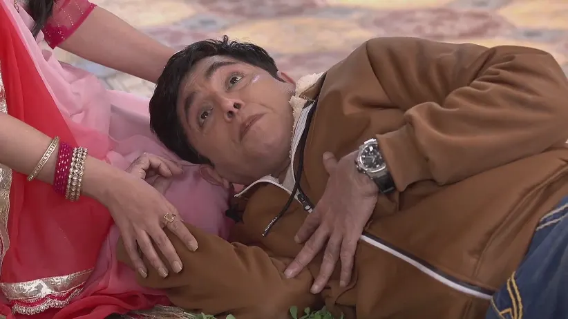 Angoori Takes Care of Vibhuti