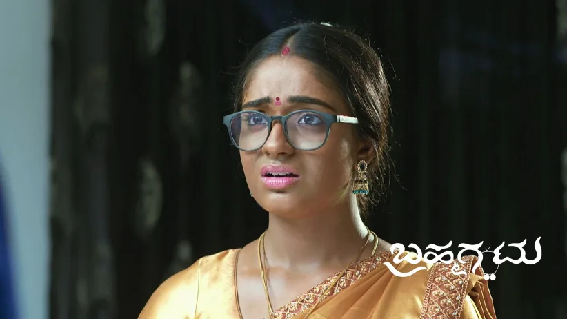 Deepa Is Shocked to See Archana's Lover's Photo