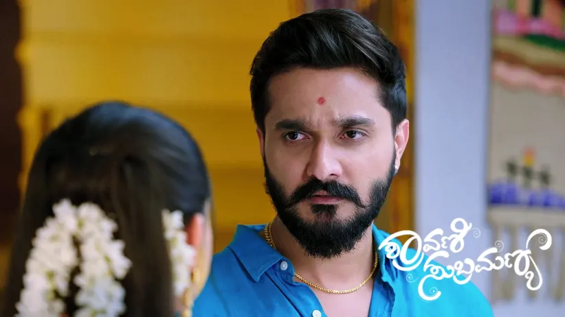 Varalakshmi Supports Shravani against Vijaya
